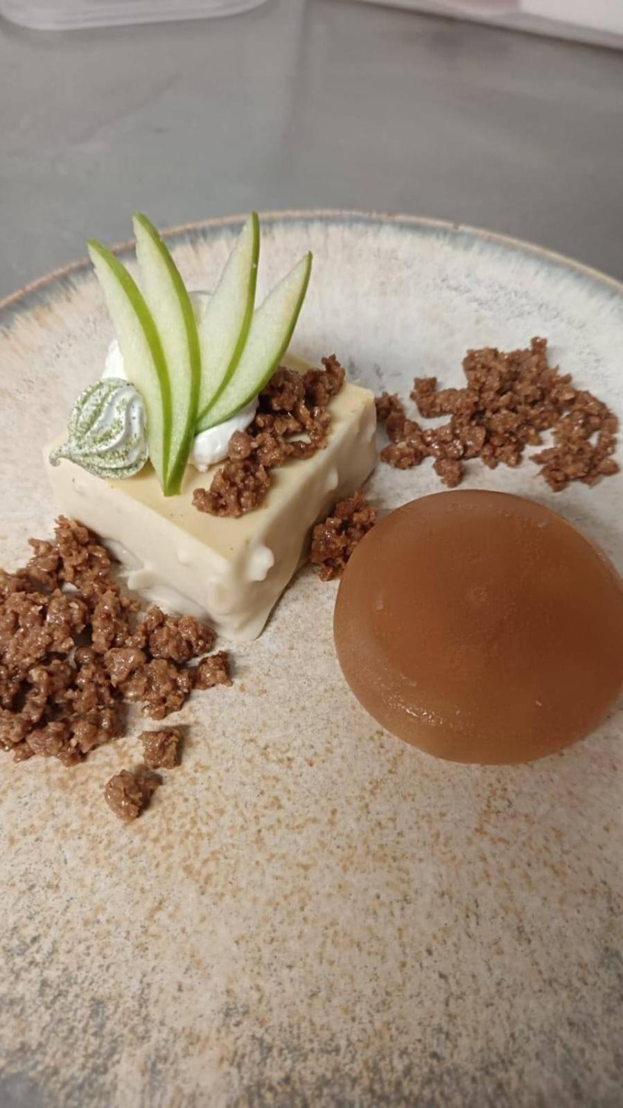 Logis Hotel Schaeffer- Restaurant Le Saint Georges Serrieres  Bagian luar foto